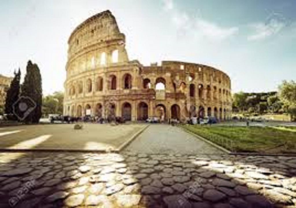 Al Colosseo 8 Rome Bagian luar foto